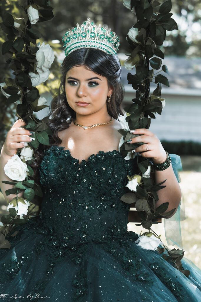 DAYANA 15-1-8